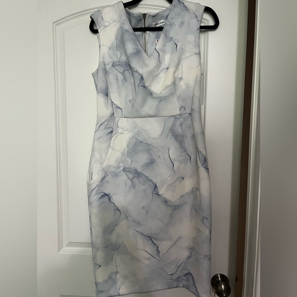 NEW CALVIN KLEIN V-NECK SLEEVELESS STRETCH SCUBA SHEATH DRESS SIZE 10